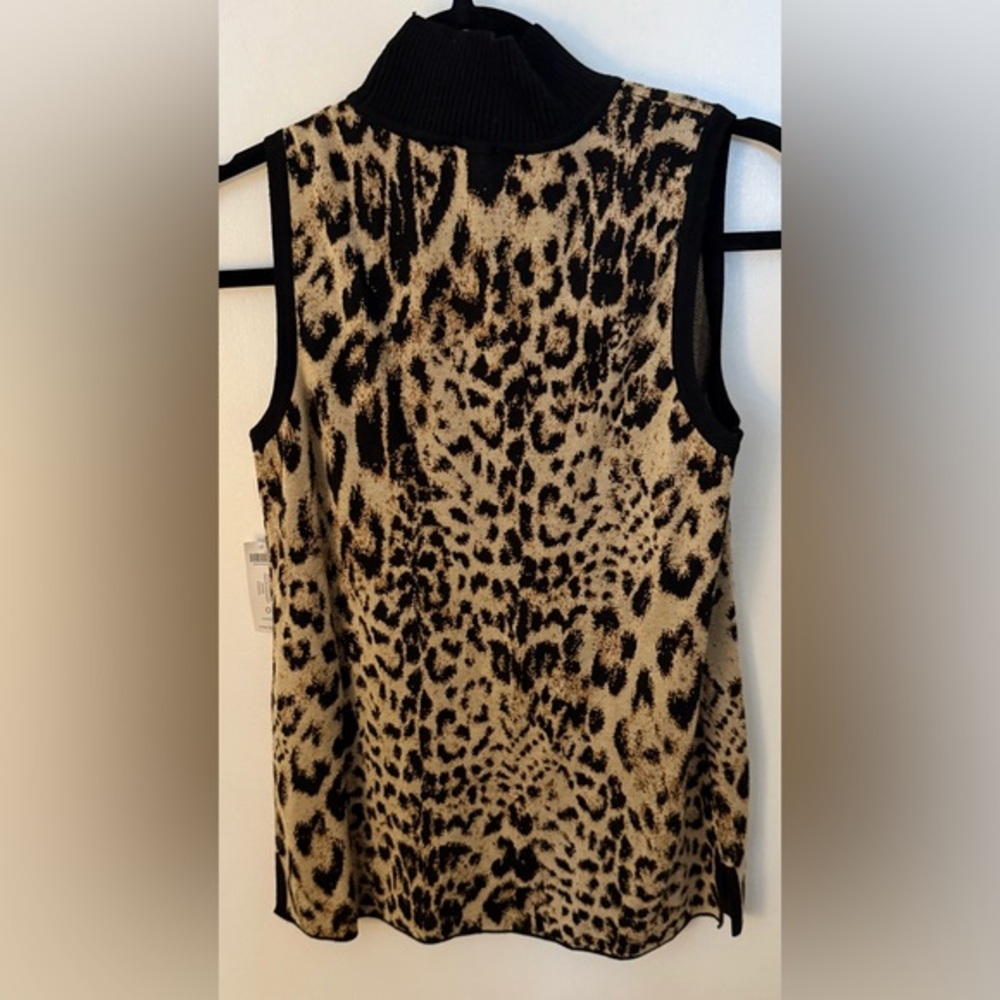 NWT Chico’s sleeveless top💝